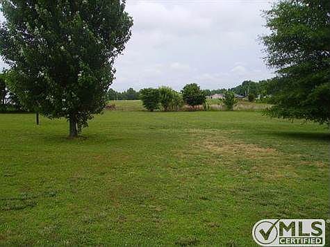 4th image of 2782 Old Highway 52