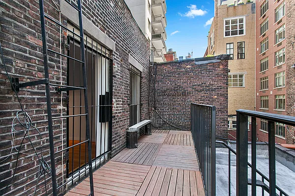 Rented by Halstead Real Estate | media 16