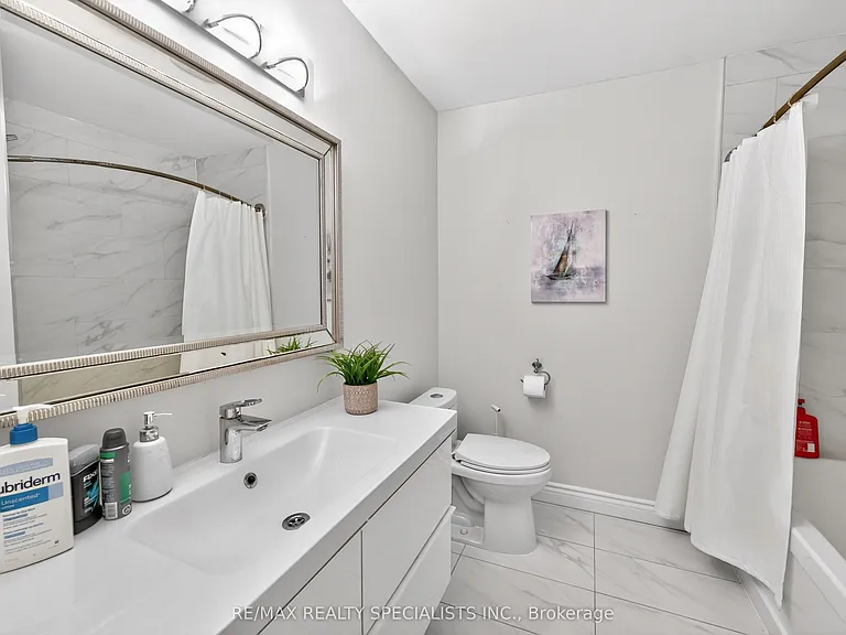 2067 Golden Orchard Trl — Photo 33