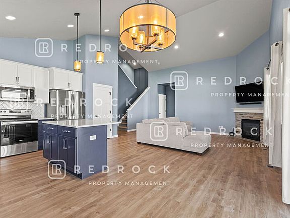 5th image of 1725 N Meyers Ct