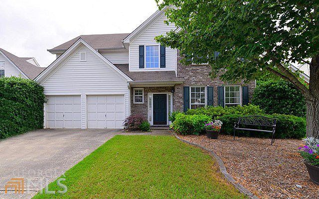 1st image of 2458 Lakebrooke Dr