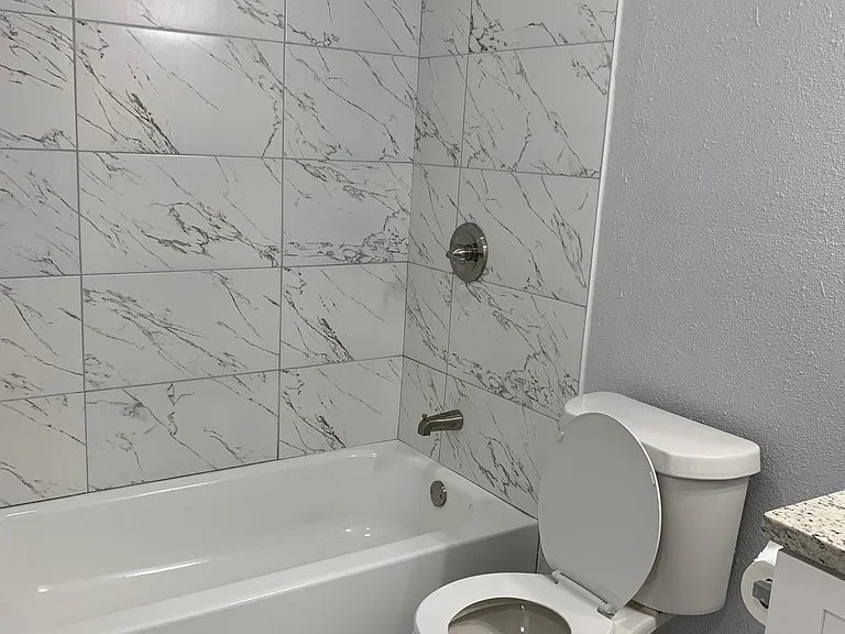 2nd bathroom