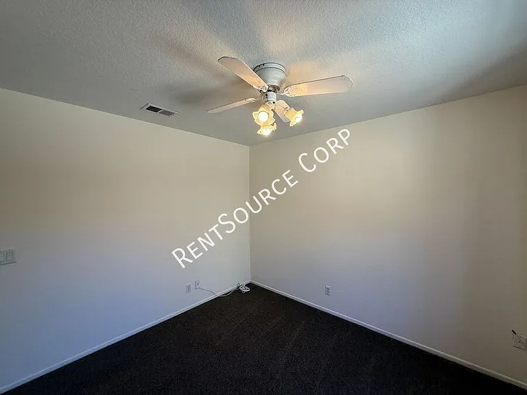 40333 Argyle Ln — Photo 11