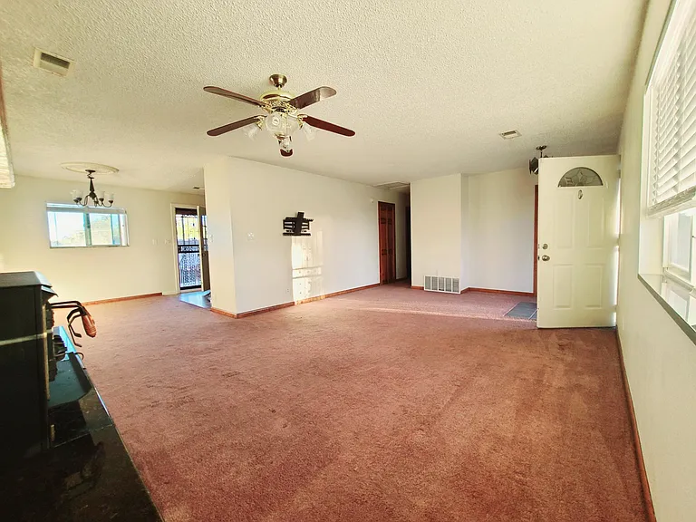 7242 Cherry St — Photo 6