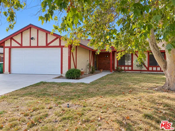 2310 Edam St, Lancaster, CA 93536