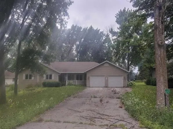6257 Tielens Rd, Luxemburg, WI 54217
