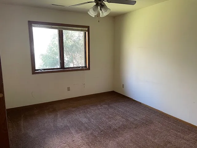 1168 Lowell Dr — Photo 7