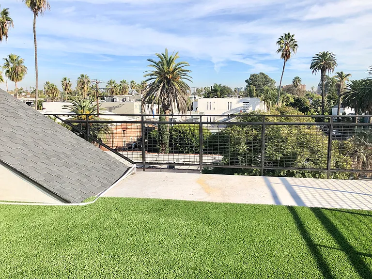 1317 Cabrillo Ave — Photo 38