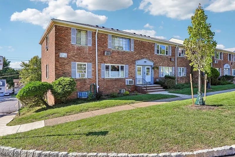 1 bed, 1.0 bath, 866 sqft, $2,900 — Photo 4