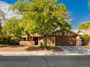 6592 Peachtree Ln, Las Vegas, NV 89103