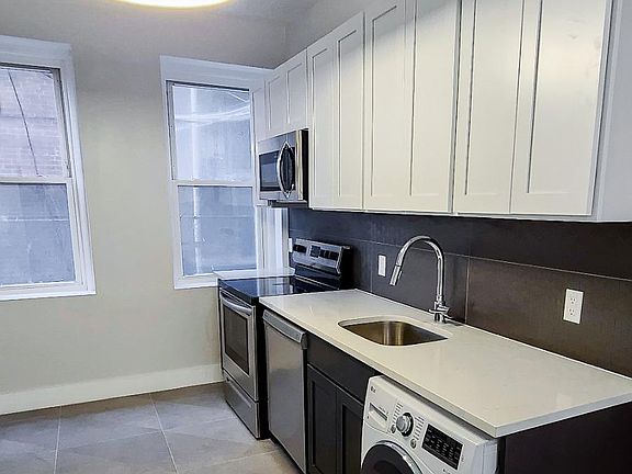 3rd image of 66 Norton St APT 8