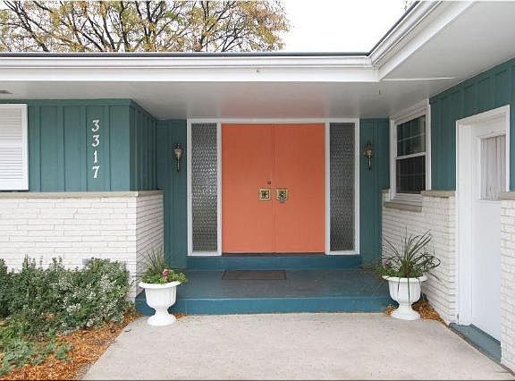 3rd image of 3317 Standish Ln
