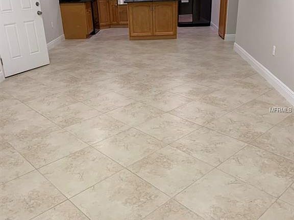 5th image of 8609 Huron Ct Unit 27