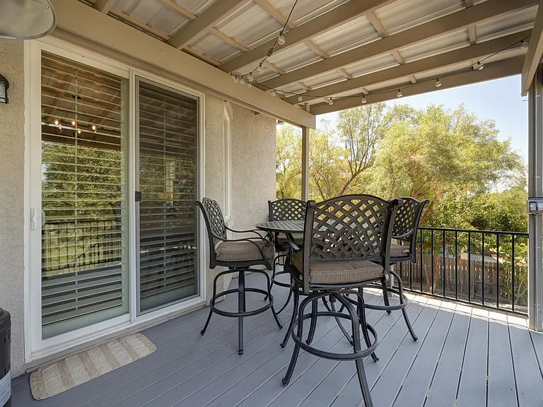 7029 Pembroke Way — Photo 71