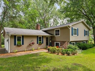 7346 Lilac Ln, Victoria, MN 55386