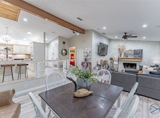 19 Crescent Dr, Malakoff, TX 75148