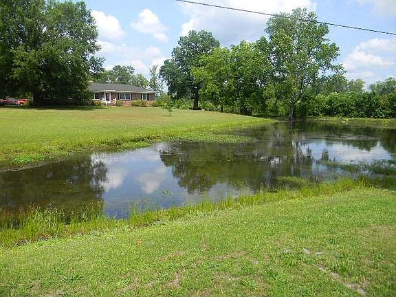 3rd image of 5115 Pleasant Shade Dr