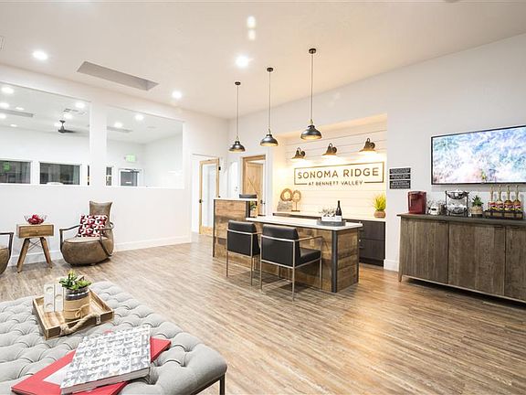 Leasing Center
