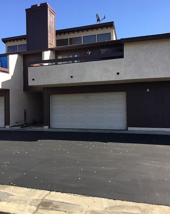 1st image of 11390 Lampson Ave APT 7