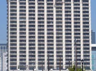 2016 Main St APT 808, Houston, TX 77002