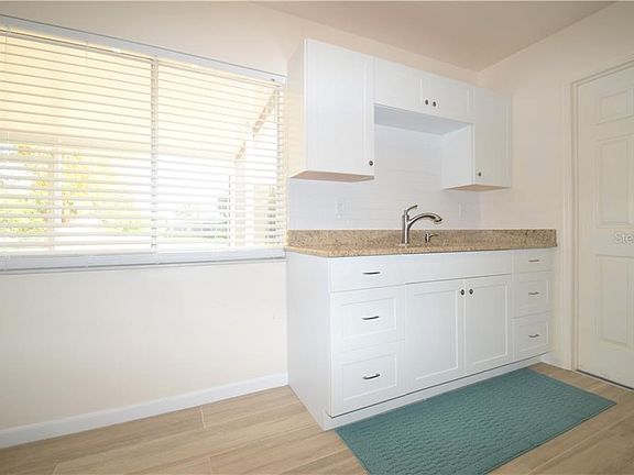 4th image of 5044 Collingswood Blvd