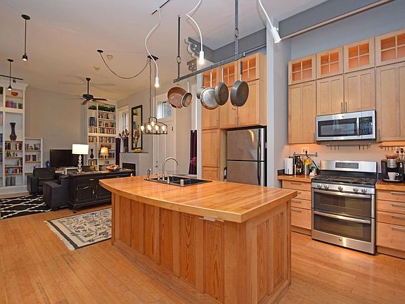 5th image of 1427 Main St Unit 6