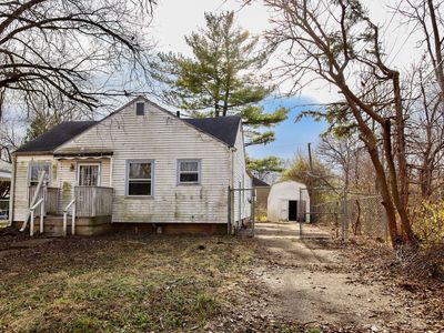 5301 E Sutton St, Indianapolis, IN, 46218
