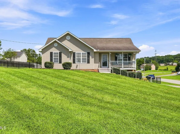 221 Douglas Chapel Rd, Jonesborough, TN 37659