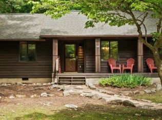 2540 Hawksbill Rd, Mcgaheysville, VA 22840
