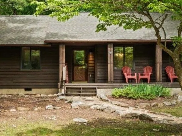 2540 Hawksbill Rd, McGaheysville, VA 22840