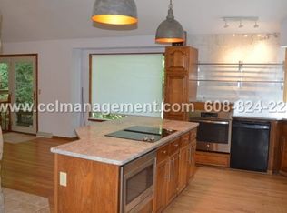 3570 Tally Ho Ln, Madison, WI 53705