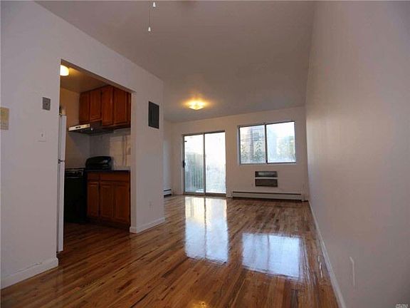 4th image of 2228 125th St #1