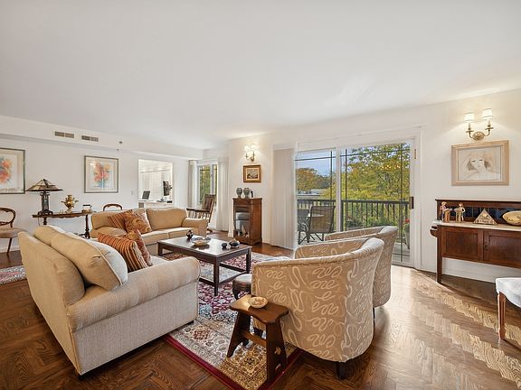 5th image of 1700 2nd St APT 307