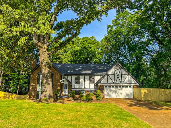 2265 Easton Dr, Cordova, TN 38016