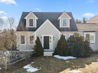 1 Emma Ln #B, Wareham, MA 02571