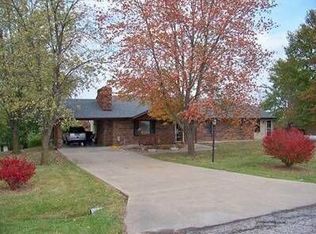 6007 Saint Francis Ct, Jefferson City, MO 65101