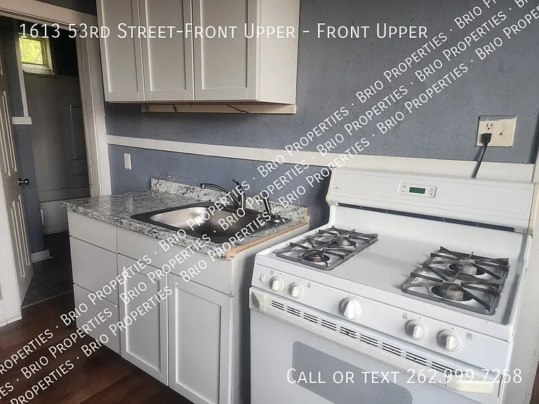 1613 53rd St #FRONT UPPER — Photo 1