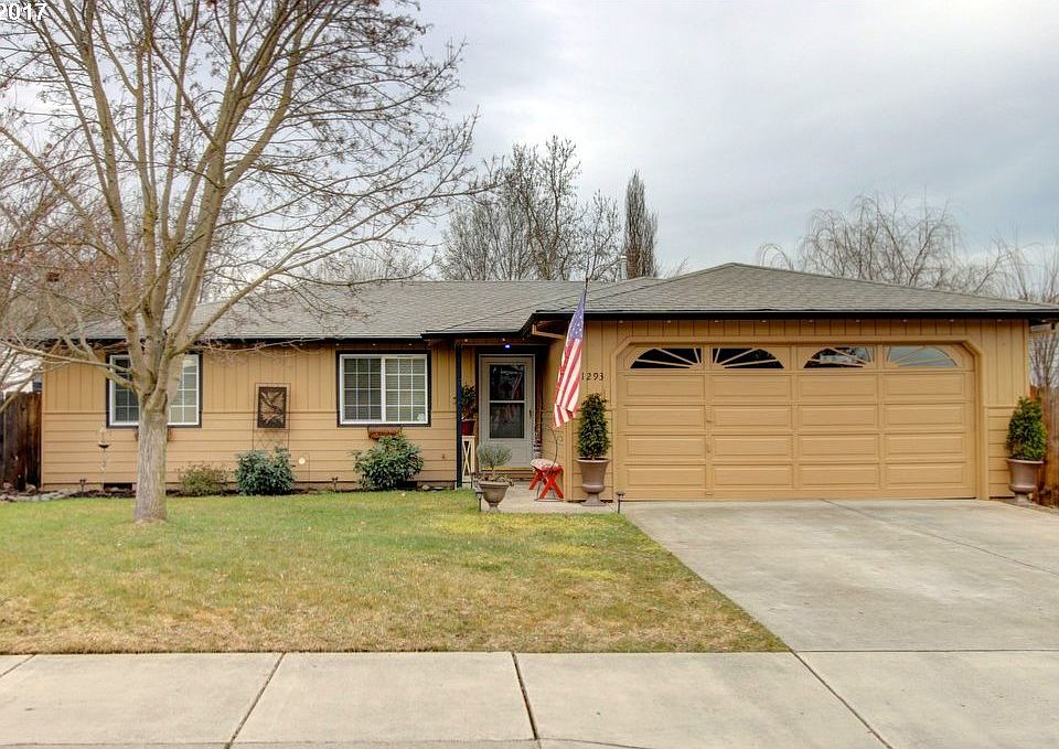 1st image of 1293 Glengrove Ave