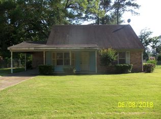 412 Trenton Rd, Forrest City, AR 72335