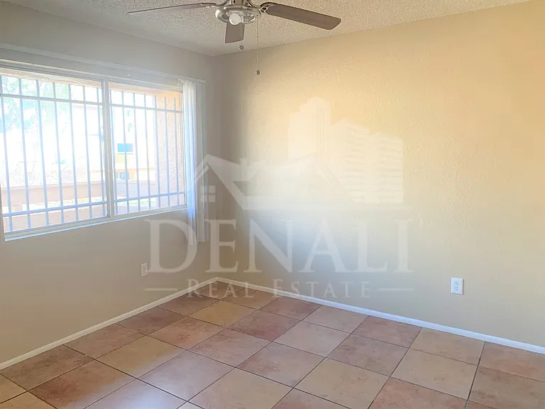 2804 N 43rd Ave #D — Photo 4