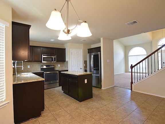 5th image of 6600 Cool Creek Dr
