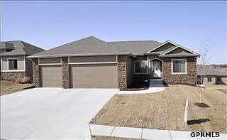 1st image of 806 S 188th Ter