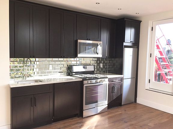 4th image of 459 E 135th St #3F