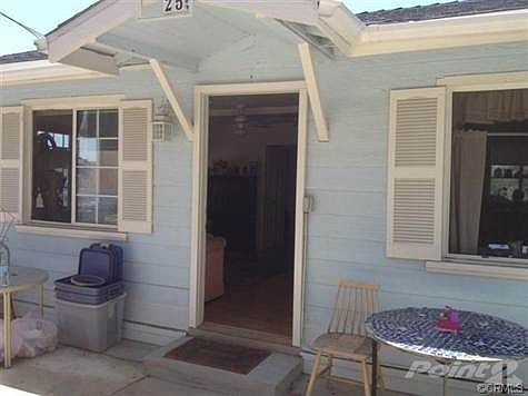2nd image of 3625 Roseview Ave