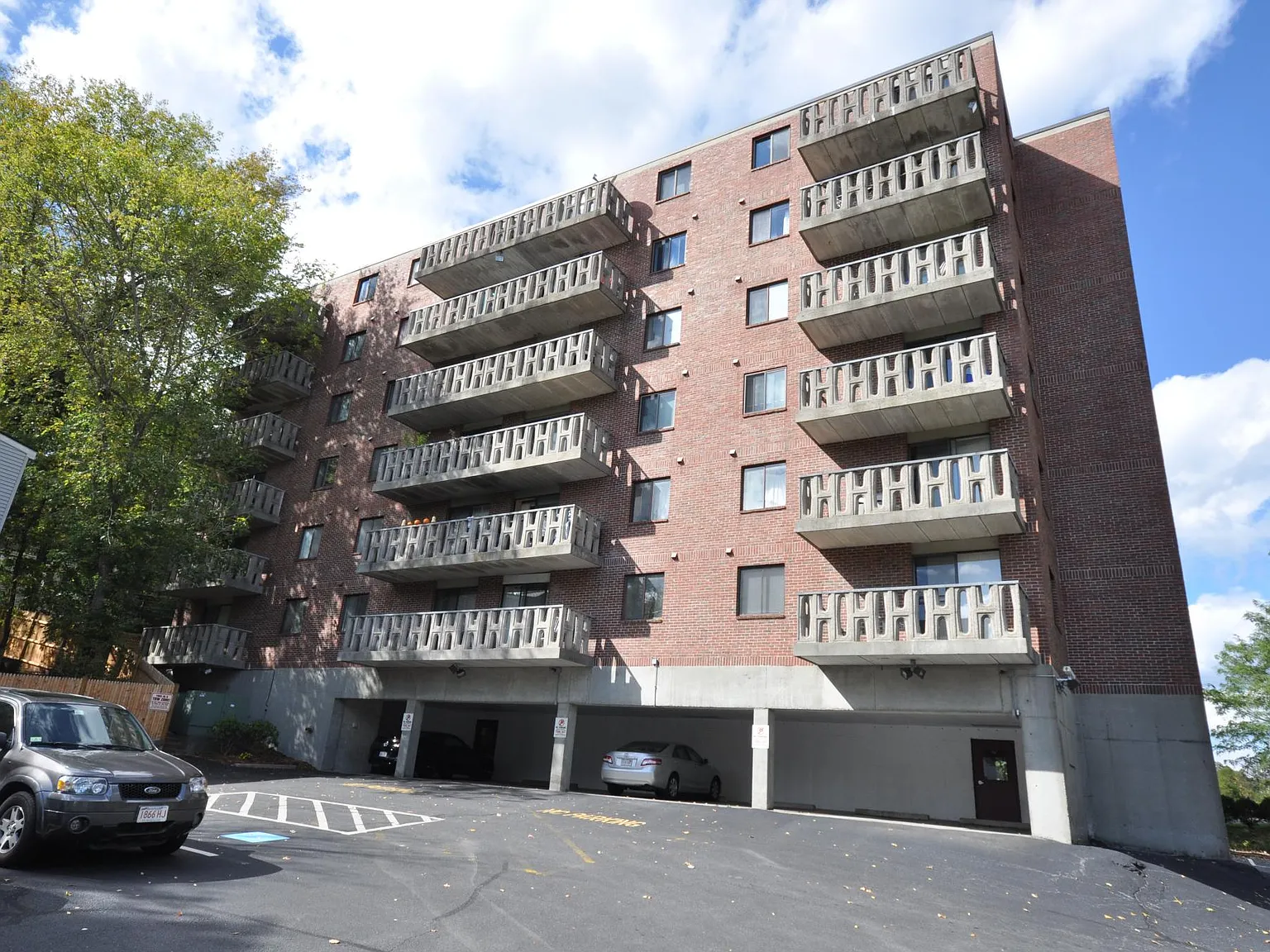 1 bed, 527 sqft, $1,650 — Photo 2