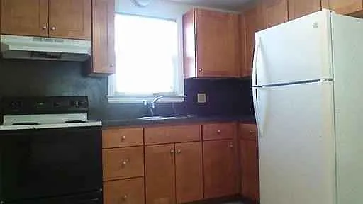 2 bed, 800 sqft, $2,885 — Photo 1
