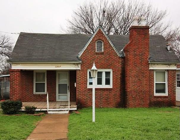 1st image of 1307 Francis St