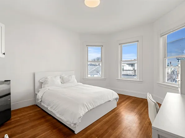 21 Sudan St APT 3, Boston, MA 02125