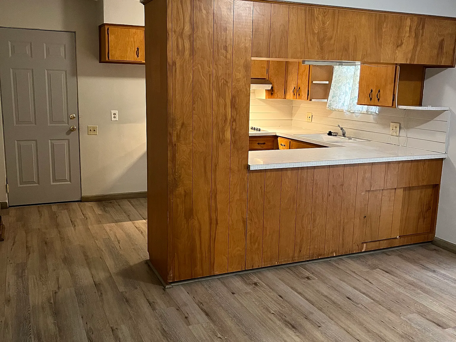 2 bed, 1100 sqft, $1,400 — Photo 4