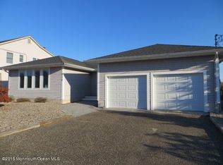130 Southview Dr, Brick, NJ 08723